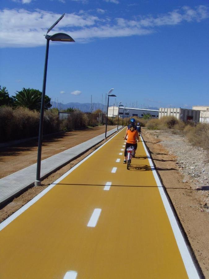Sunshine Apartment - Appartamento Vicino Al Mare, Cagliari, Sardinia Εξωτερικό φωτογραφία
