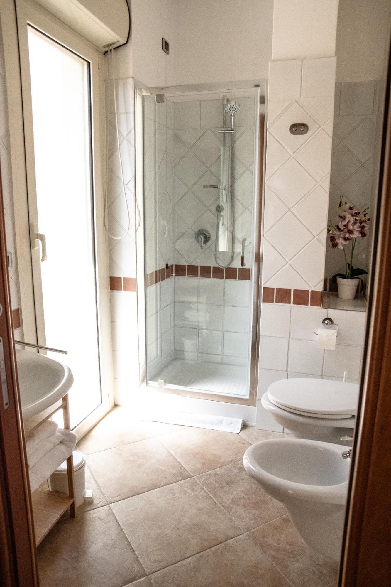 Sunshine Apartment - Appartamento Vicino Al Mare, Cagliari, Sardinia Εξωτερικό φωτογραφία